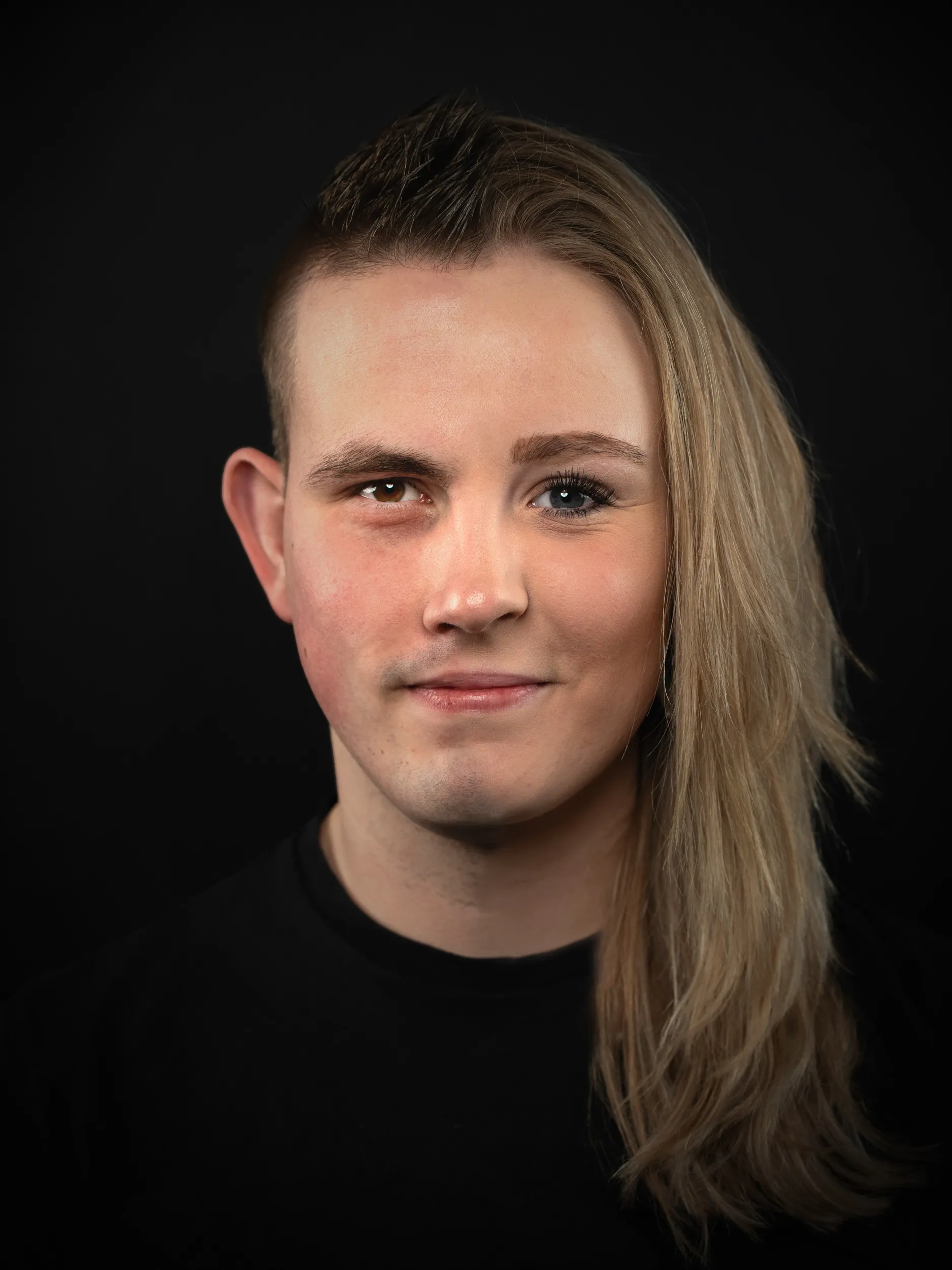 Samengesteld portret uit twee gezichten